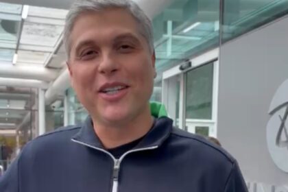 Joel Datena recebe alta hospitalar e inicia recuperação em casa