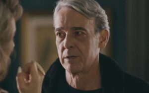 Alexandre Borges vive drama do vício em apostas na nova novela Quem Ama Cuida