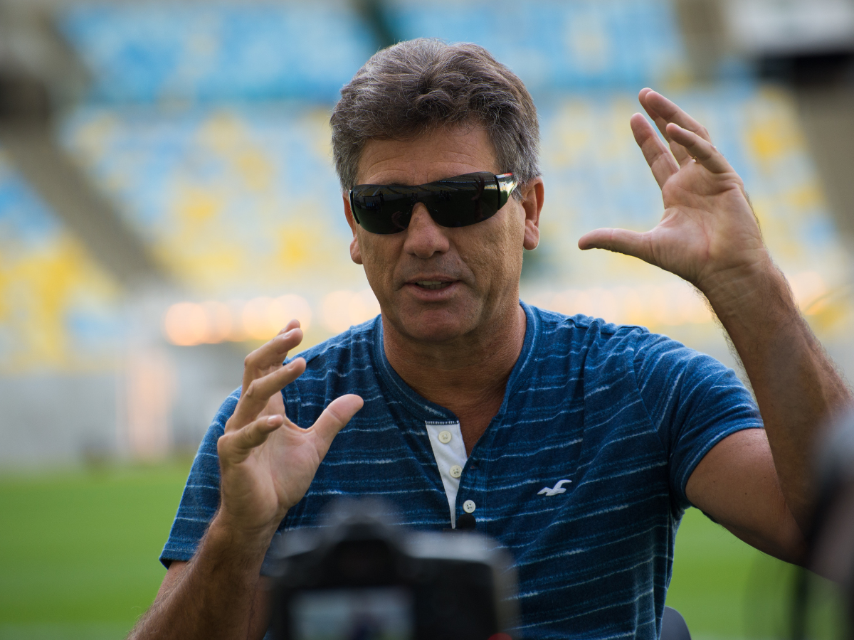 Tensão em São Januário: Renato Gaúcho se irrita com torcida do Vasco e oferece cargo após derrota