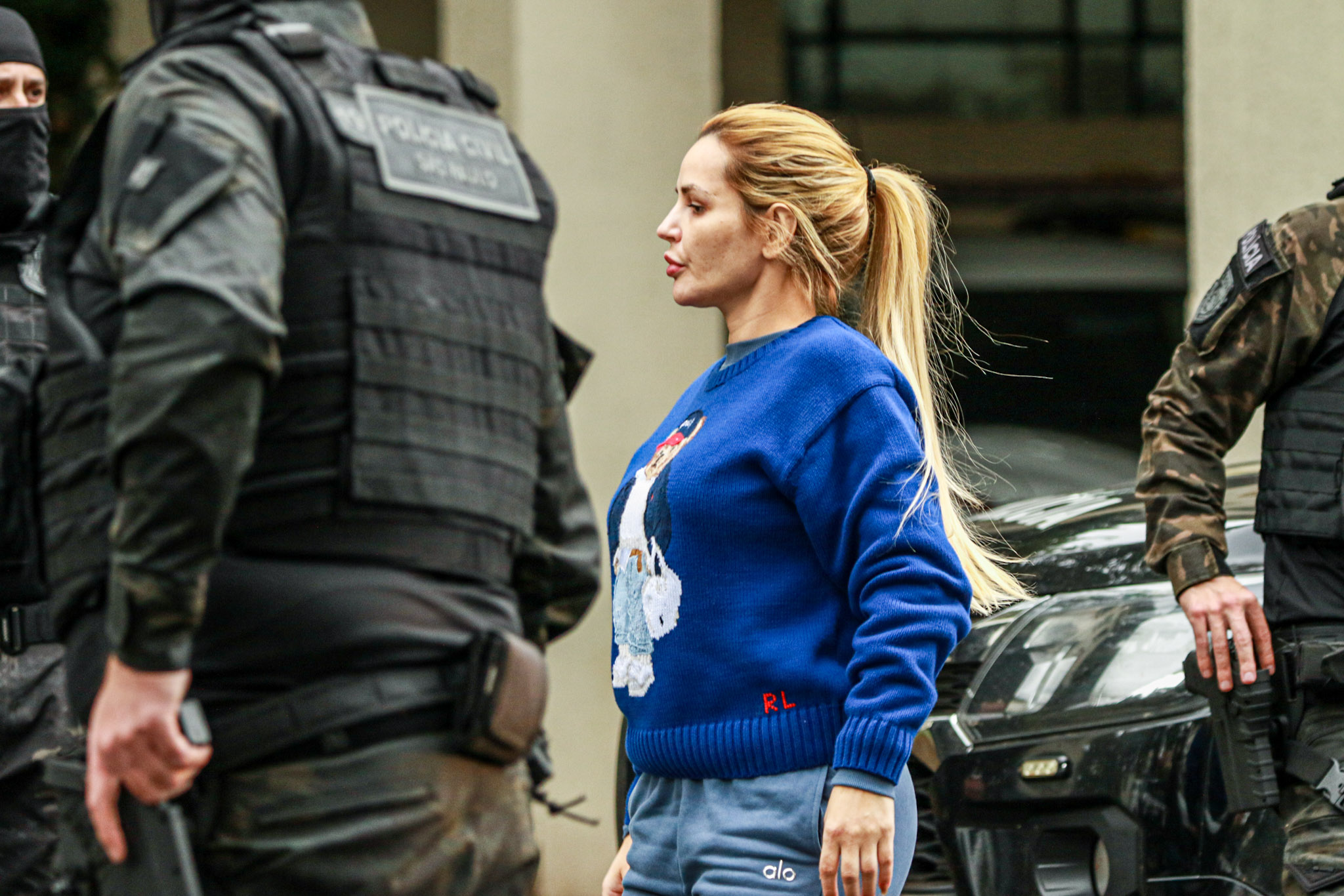 Filho de Deolane Bezerra rompe o silêncio e atribui prisão da mãe a suposta perseguição política
