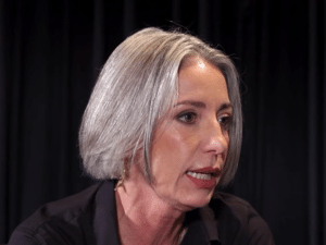 Vera Iaconelli: Psicanálise exige mais que curso em polêmica sobre regulamentação da profissão