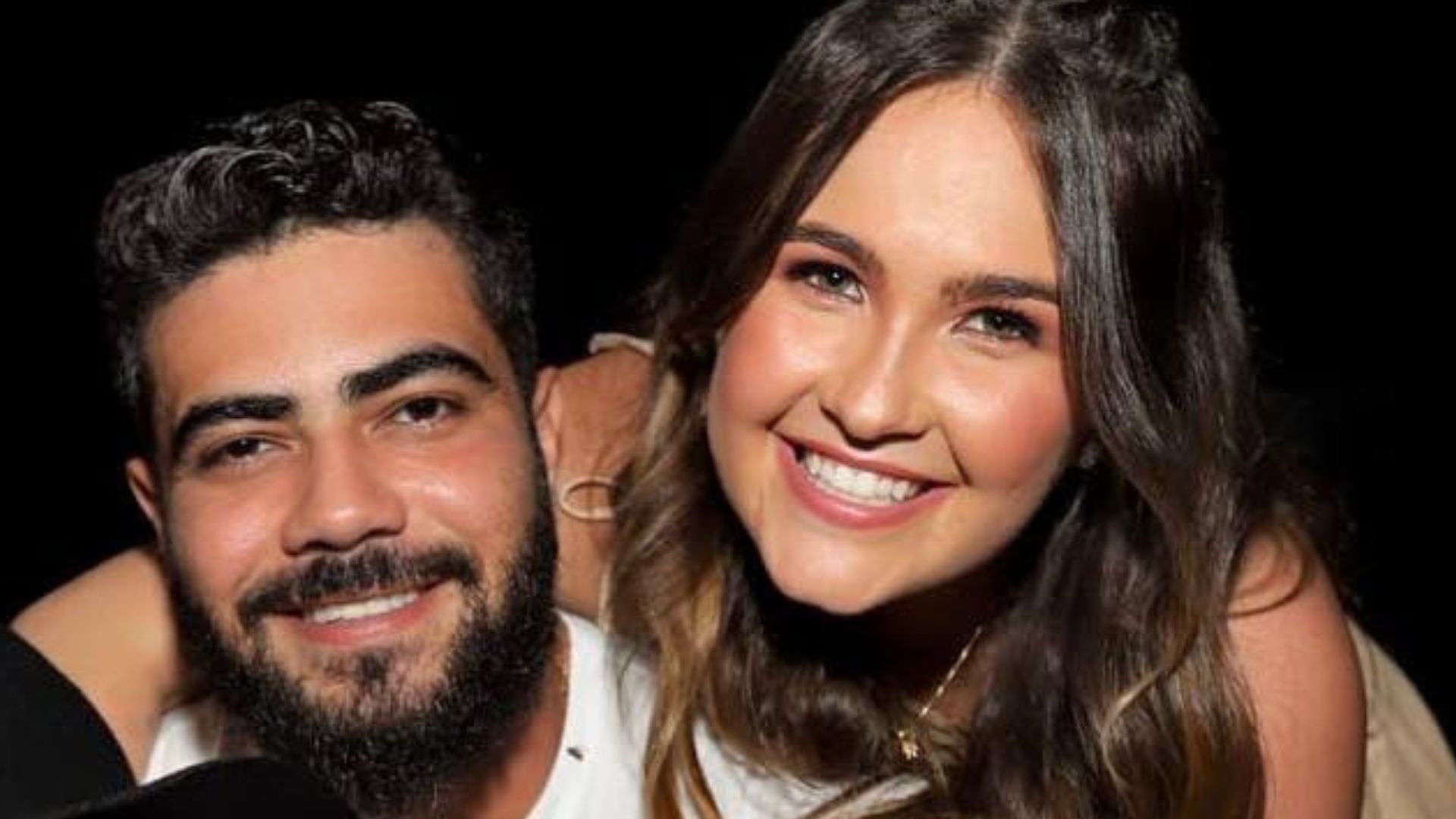Atitude de Henrique, da dupla Juliano, com a esposa em festa gera debate e divide a internet