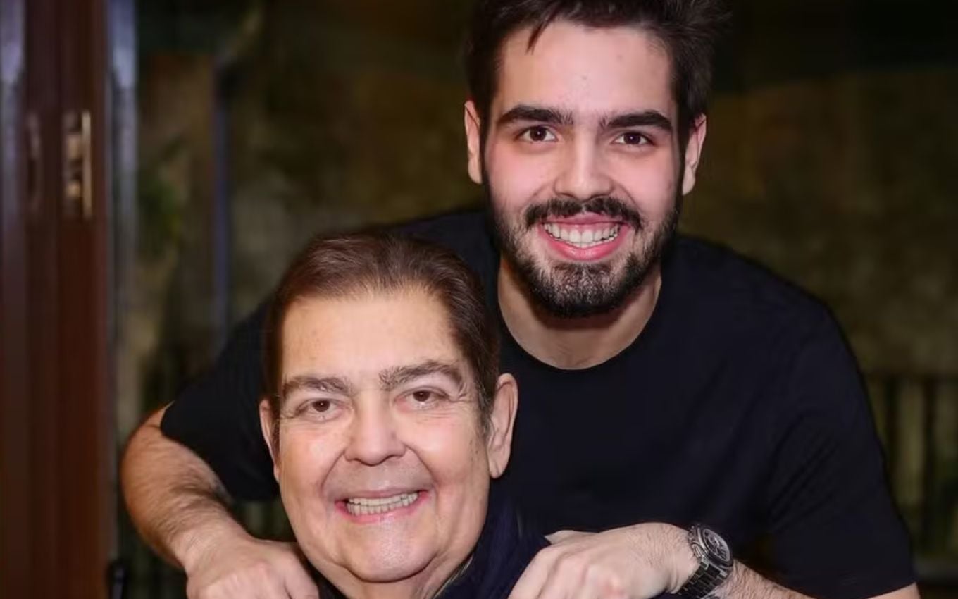 João Silva revela bastidores da relação com Faustão e motivo de retorno à casa dos pais