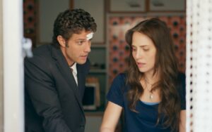 Drama em Quem Ama Cuida: Adriana é condenada a 12 anos e segredos vêm à tona