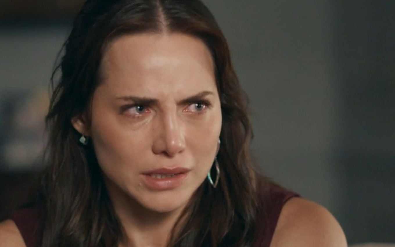 Adriana é presa em Quem Ama Cuida: Pilar orquestra denúncia e reviravolta choca