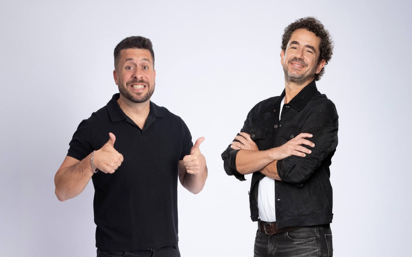 Record aposta em humor e resgata dupla de Ex-cqcs para cobertura da Copa 2026