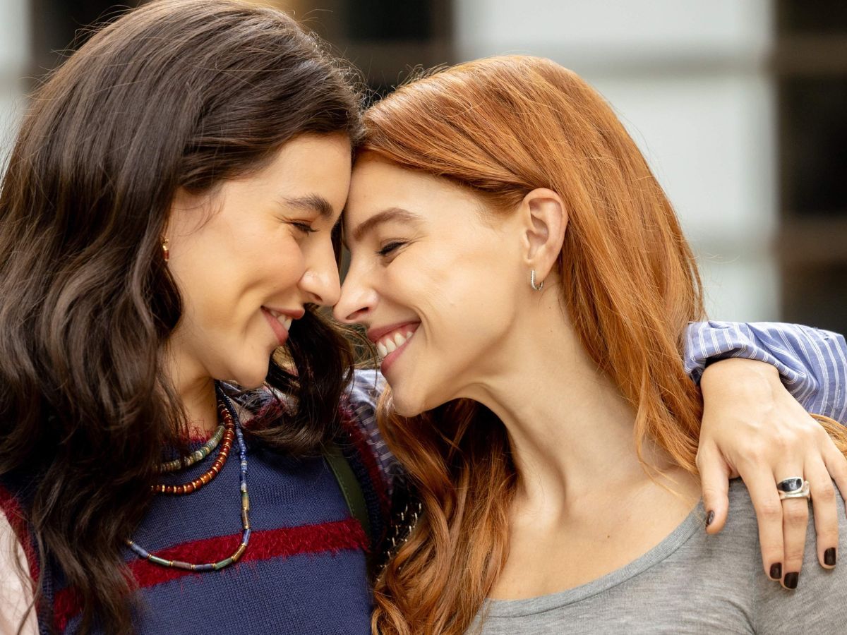 Gabriela Medvedovsky abre o jogo sobre amizade com Alanis Guillen após parceria em novela