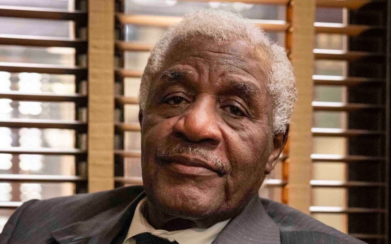Tony Tornado retorna aos Estúdios Globo em novo projeto após deixar elenco de novela
