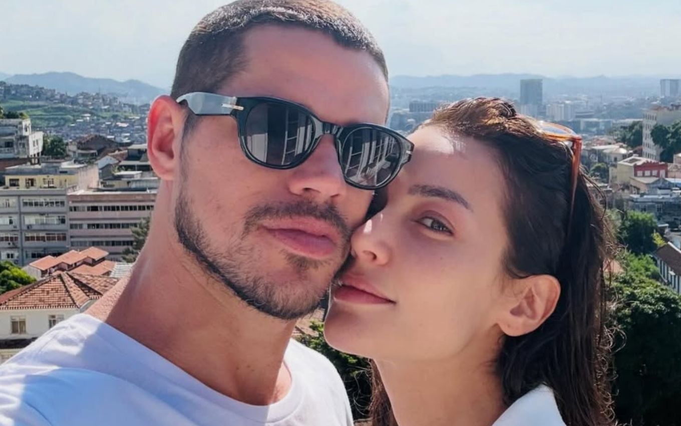 Fernanda Marques revela como convívio profissional com José Loreto despertou paixão