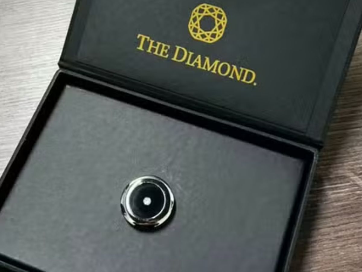 Mel Maia e irmã recebem diamante feito com cinzas da mãe em homenagem póstuma
