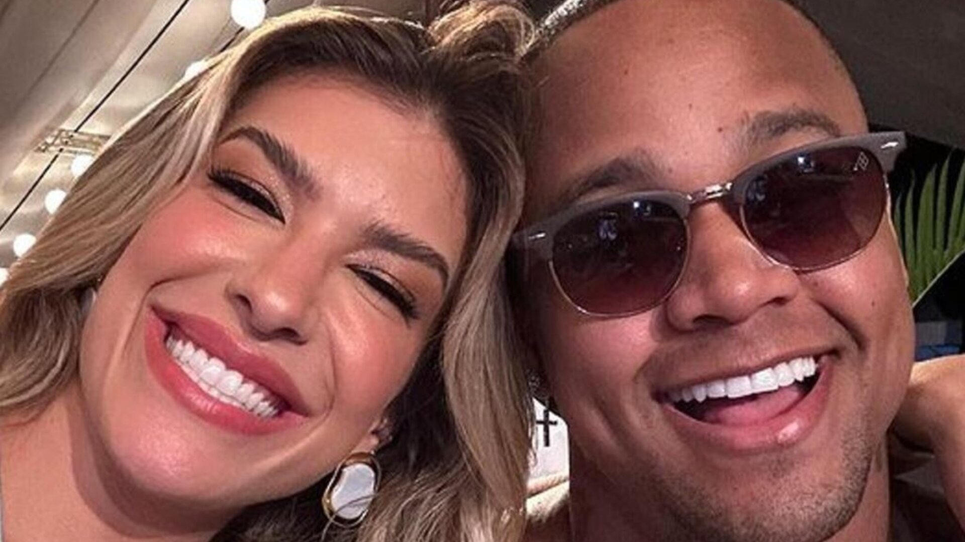 Lore Improta revela detalhes sobre intimidade com Léo Santana após nascimento da filha