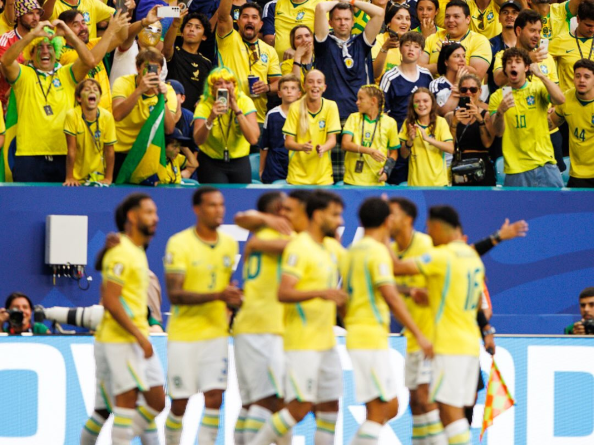 Brasil garante liderança e aguarda rival nas oitavas da Copa do Mundo