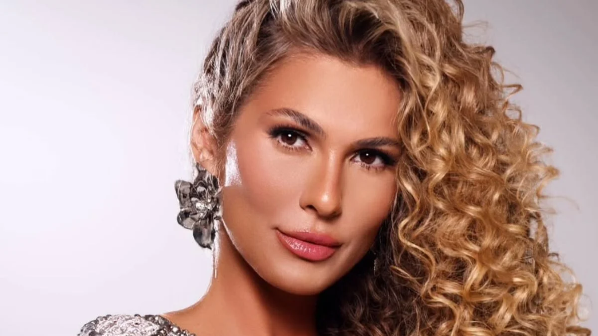 Lívia Andrade: aniversário reúne estrelas e looks de famosas viram destaque