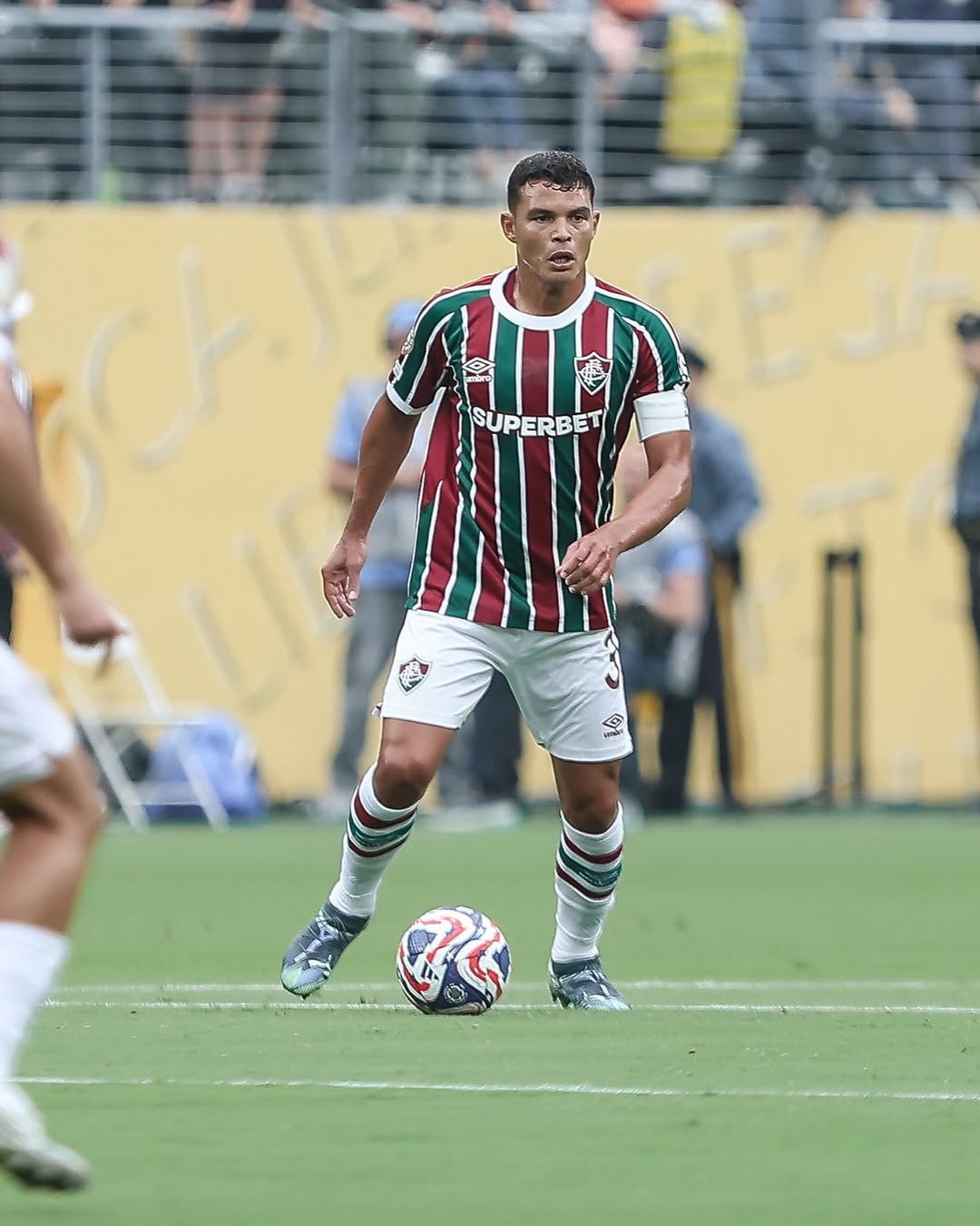 Thiago Silva celebra retorno ao Fluminense e destaca gratidão pela torcida tricolor