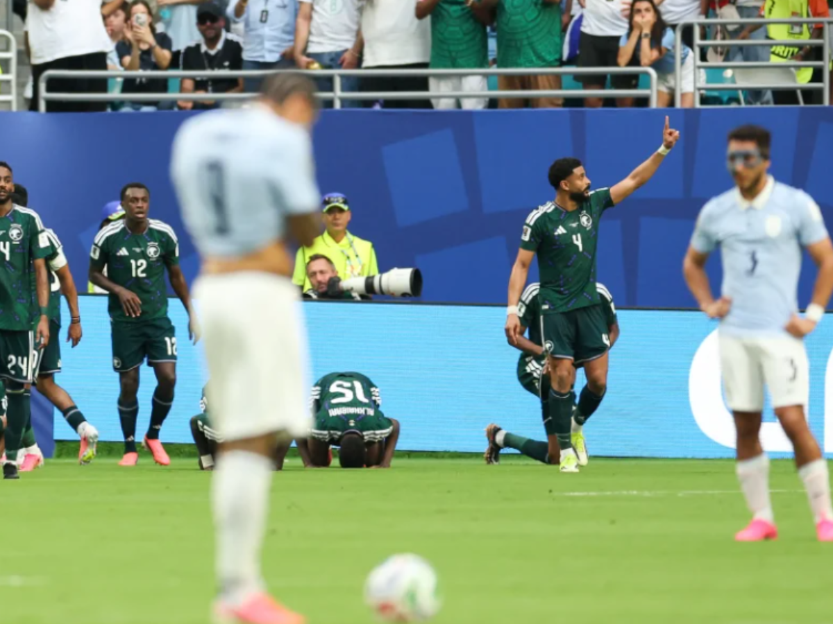 Crise no Uruguai: jogadores confrontam Marcelo Bielsa antes de duelo decisivo