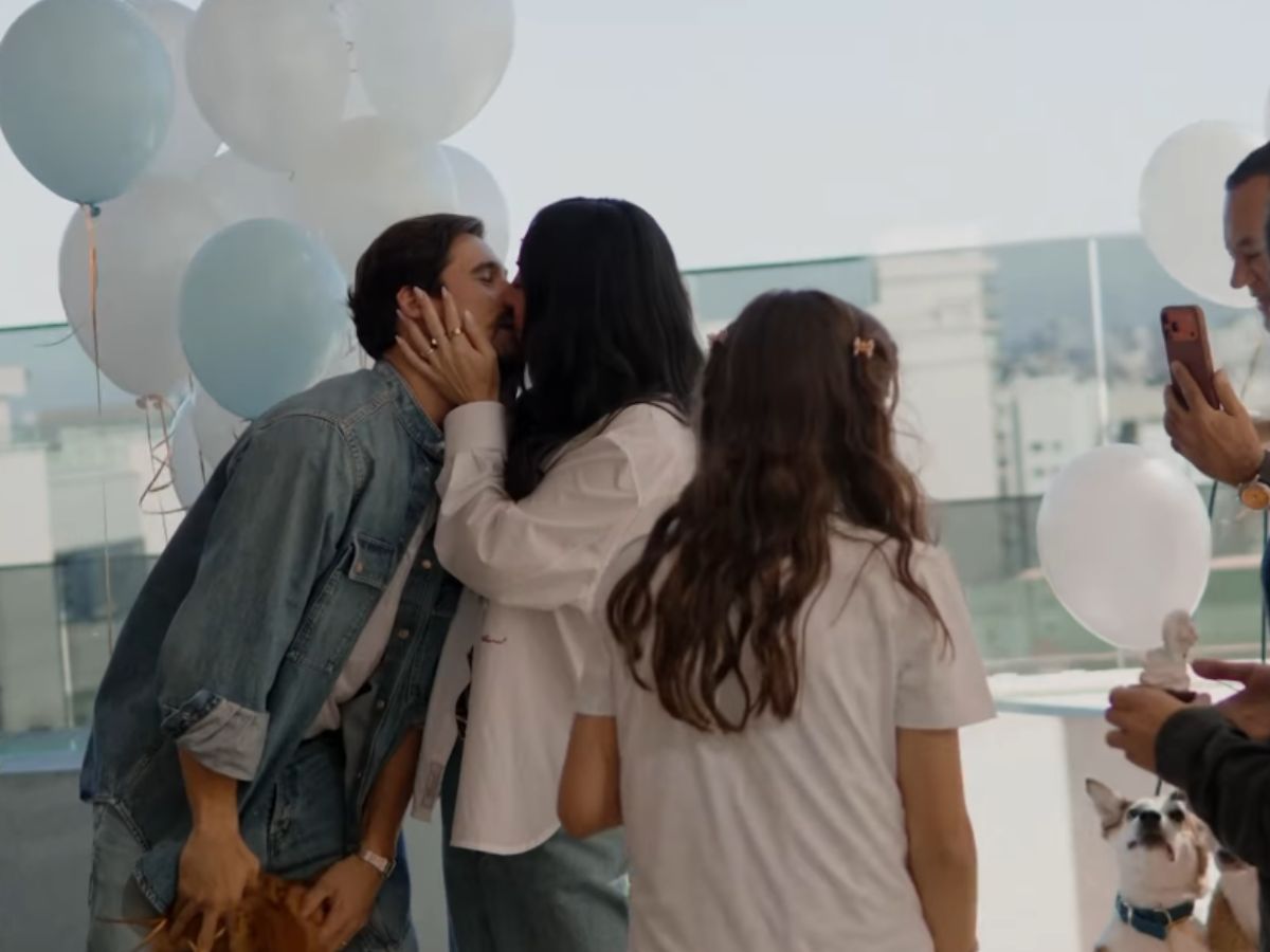 Sabrina Sato e Nicolas Prattes revelam que esperam um menino em celebração familiar