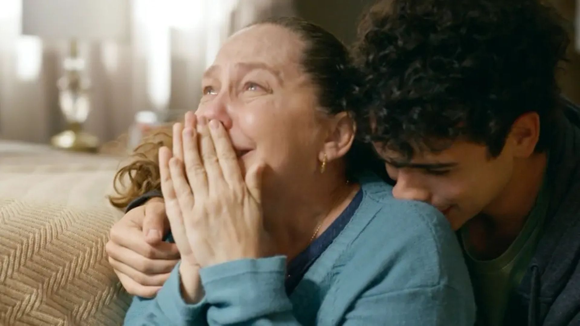 Fibromialgia em Quem Ama Cuida: o drama de Elisa e a luta de Adriana