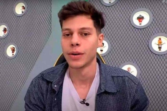 O declínio do rádio esportivo e as transformações no mercado televisivo brasileiro