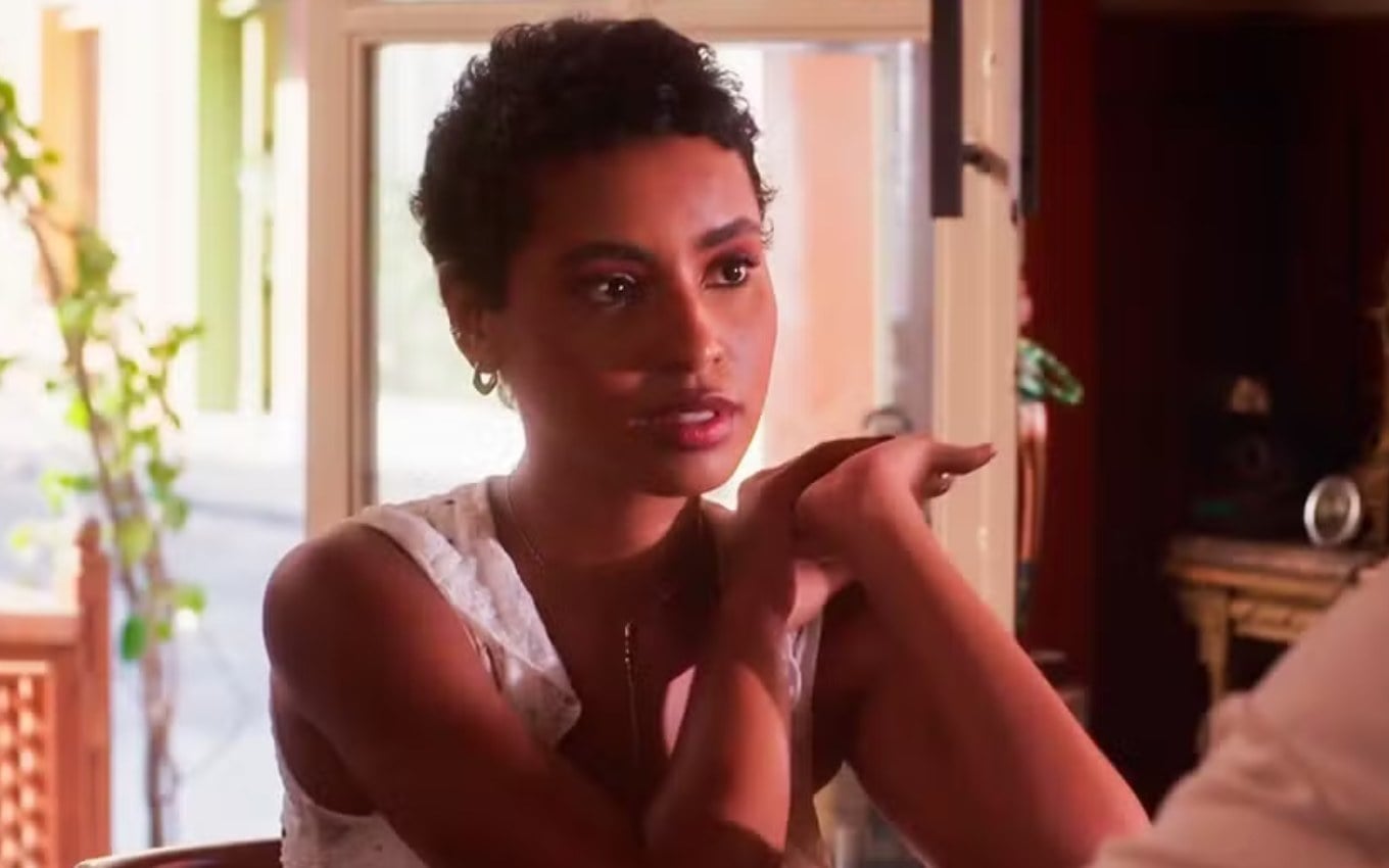 Coração Acelerado: Eduarda enfrenta crise após flagra de beijo com Leandro