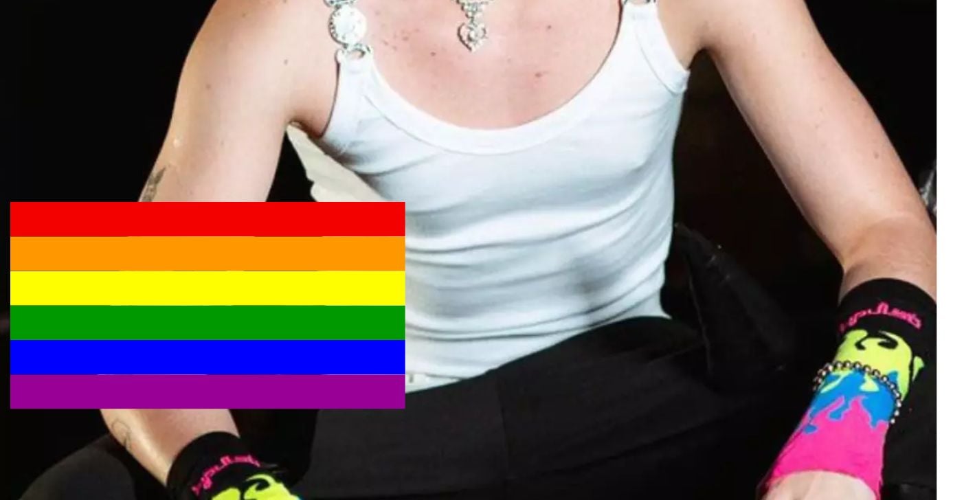 Dornelles, cantor de funk abertamente gay, ganha destaque com releitura de clássico e apoio de Ney Matogrosso