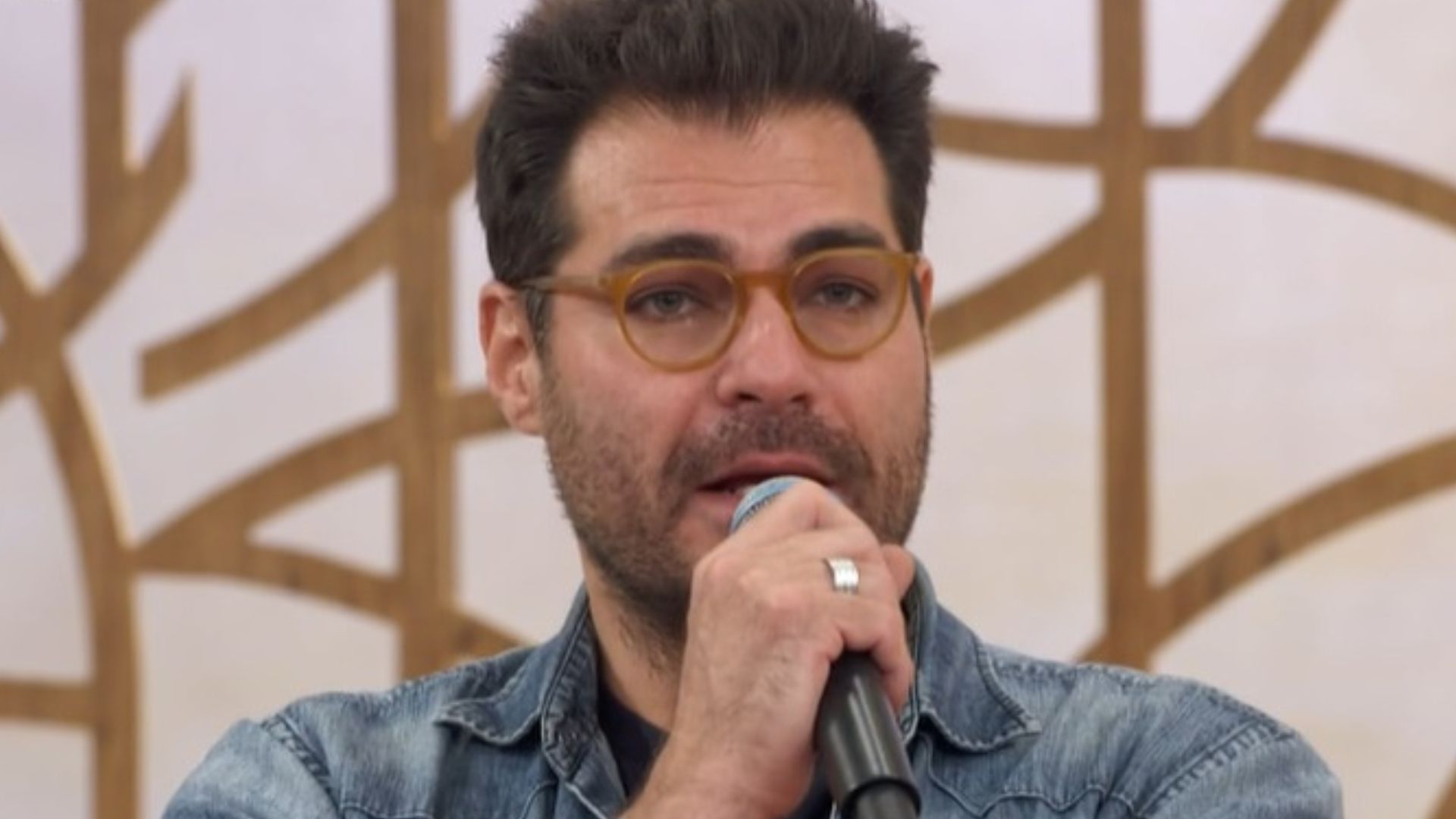 Thiago Lacerda emociona fãs ao compartilhar momento raro com a filha Cora