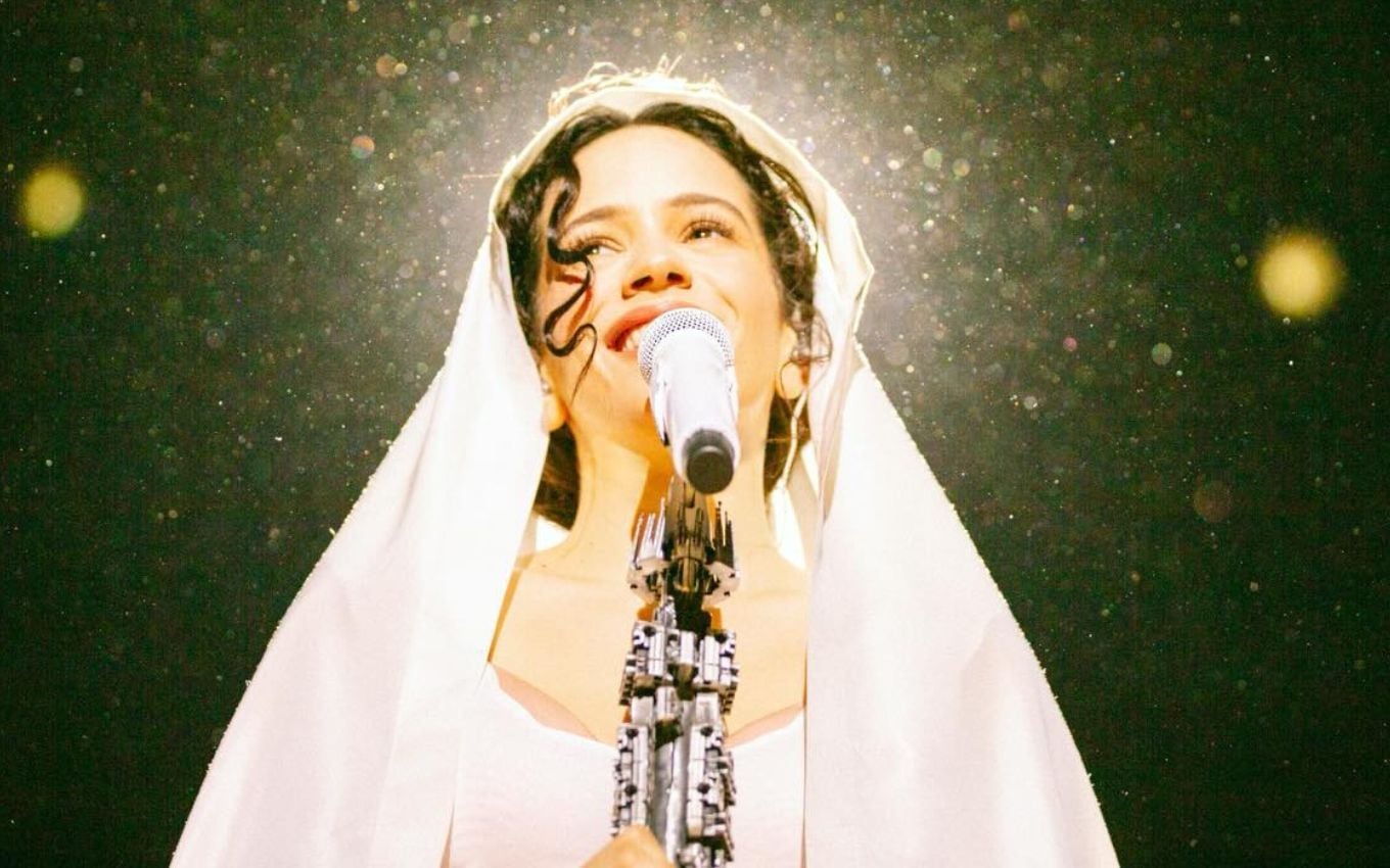 Rosalía vira xodó dos noveleiros com trilha sonora de Quem Ama Cuida