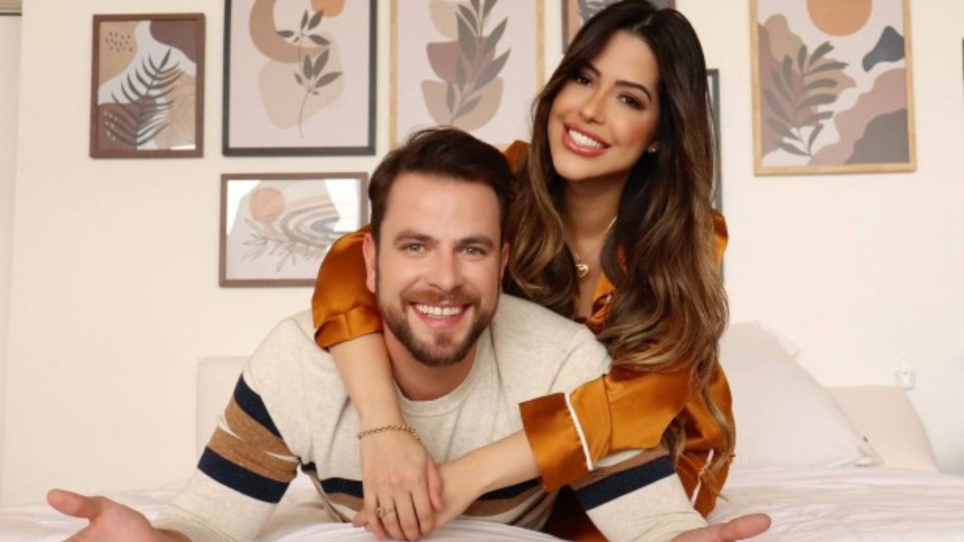 Laís Caldas e Gustavo Marsengo celebram primeiro mês da filha Alice e geram debate na web