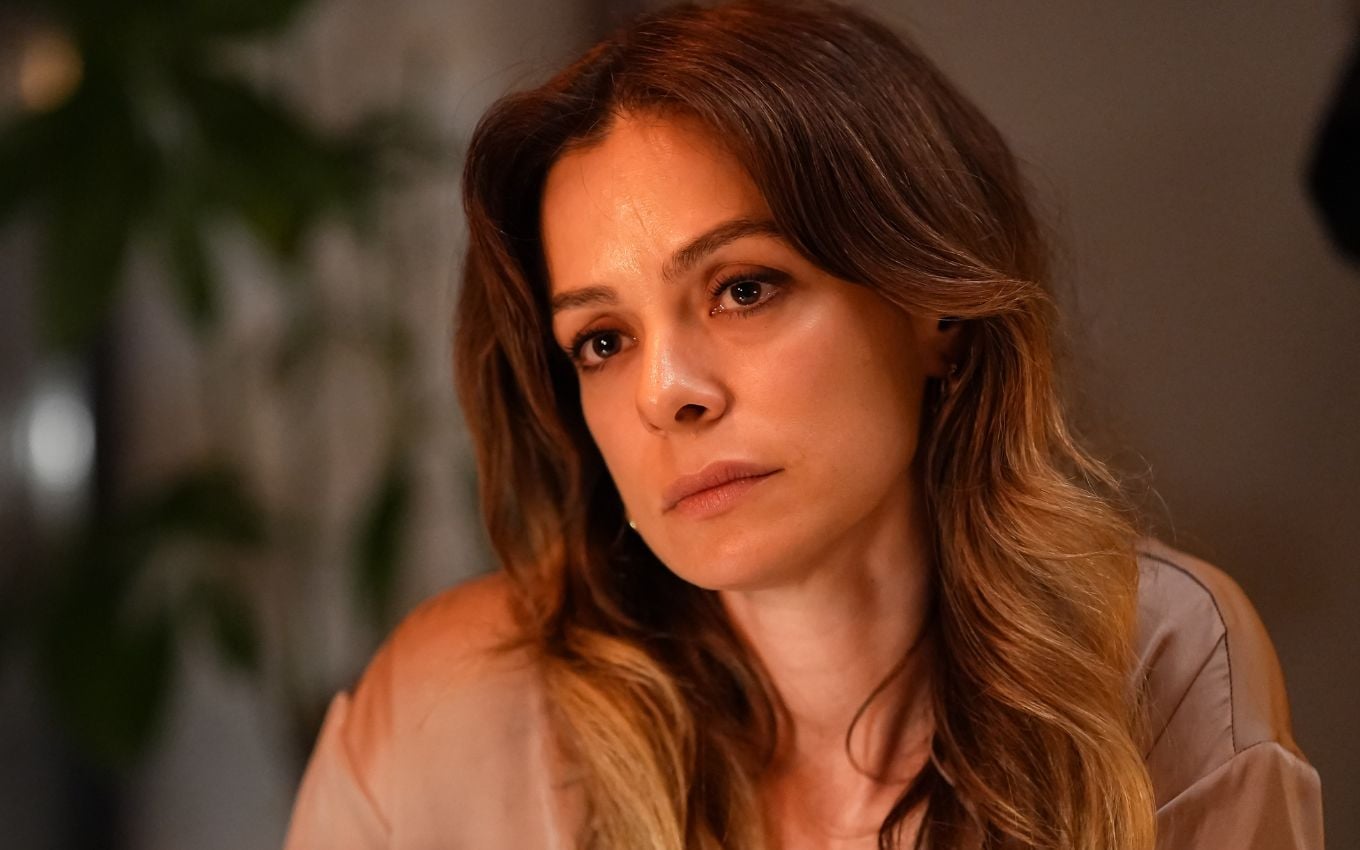 Drama em Coração de Mãe: acidente de Karsu com chá fervente revela desespero de Bora