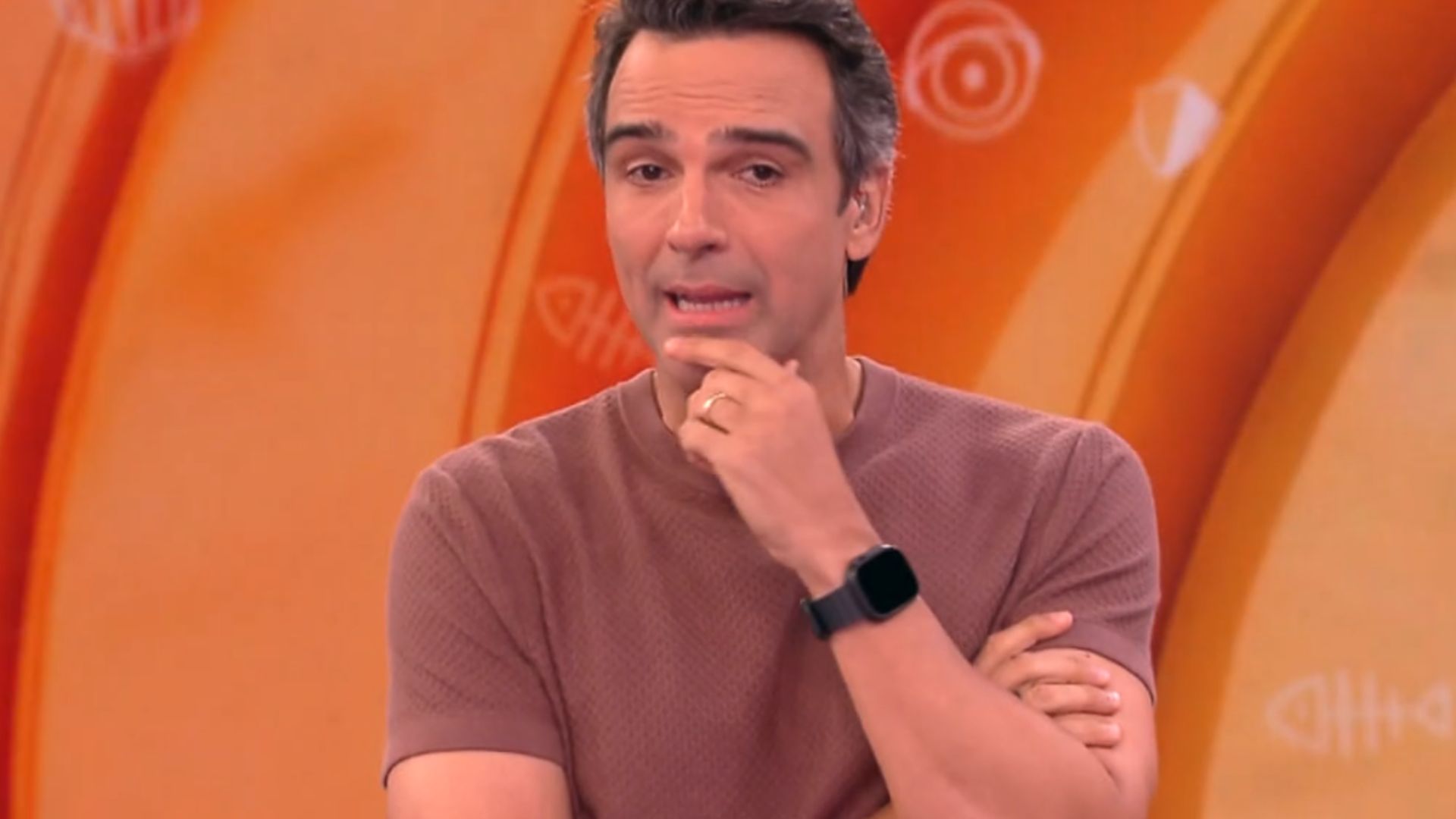 Ex-bbb surpreende ao expor faturamento de filmes adultos com homens