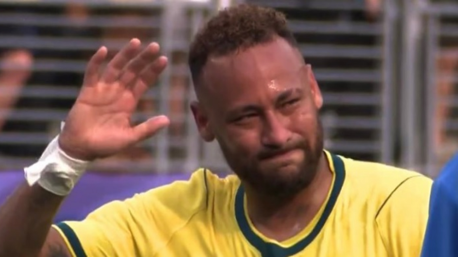 Neymar, camisa 10 do Santos, perde R$ 51 mil em pôquer de luxo em Las Vegas após a Copa.