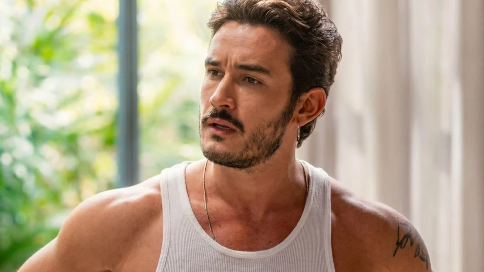 Cantor João Raul perde teto em Coração Acelerado ao vender mansão por contrato abusivo