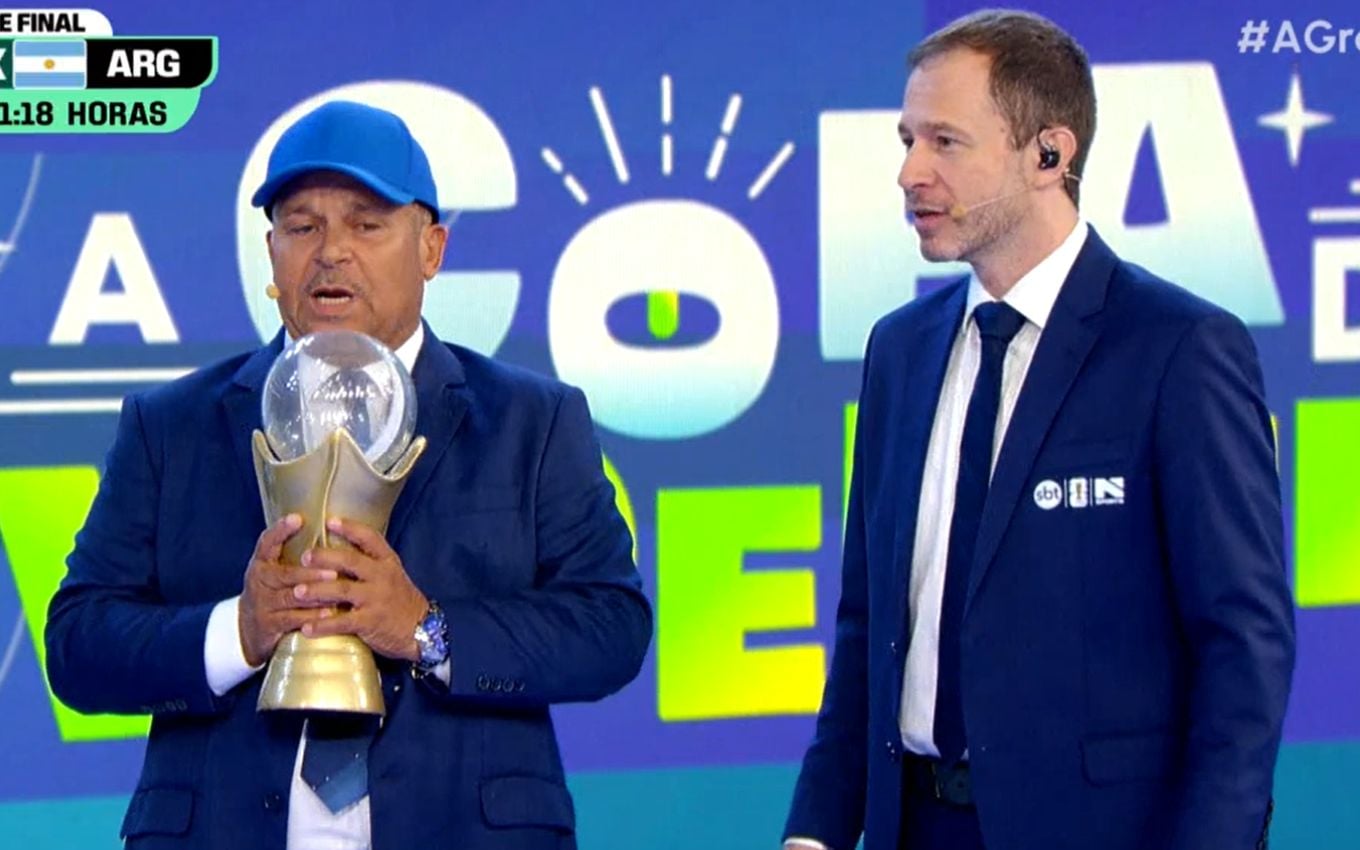 Vidente prevê Brasil campeão em 2026 e Tiago Leifert cobra direitos da Copa para o SBT