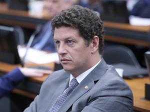 Ricardo Salles aponta racha na base bolsonarista sobre apoio a André do Prado
