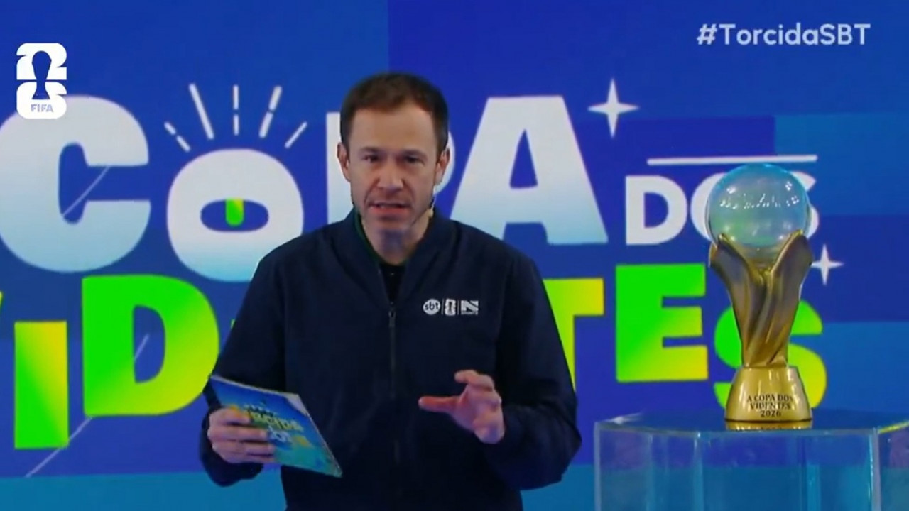 Tiago Leifert rebate previsão de vidente sobre saída do SBT ao vivo