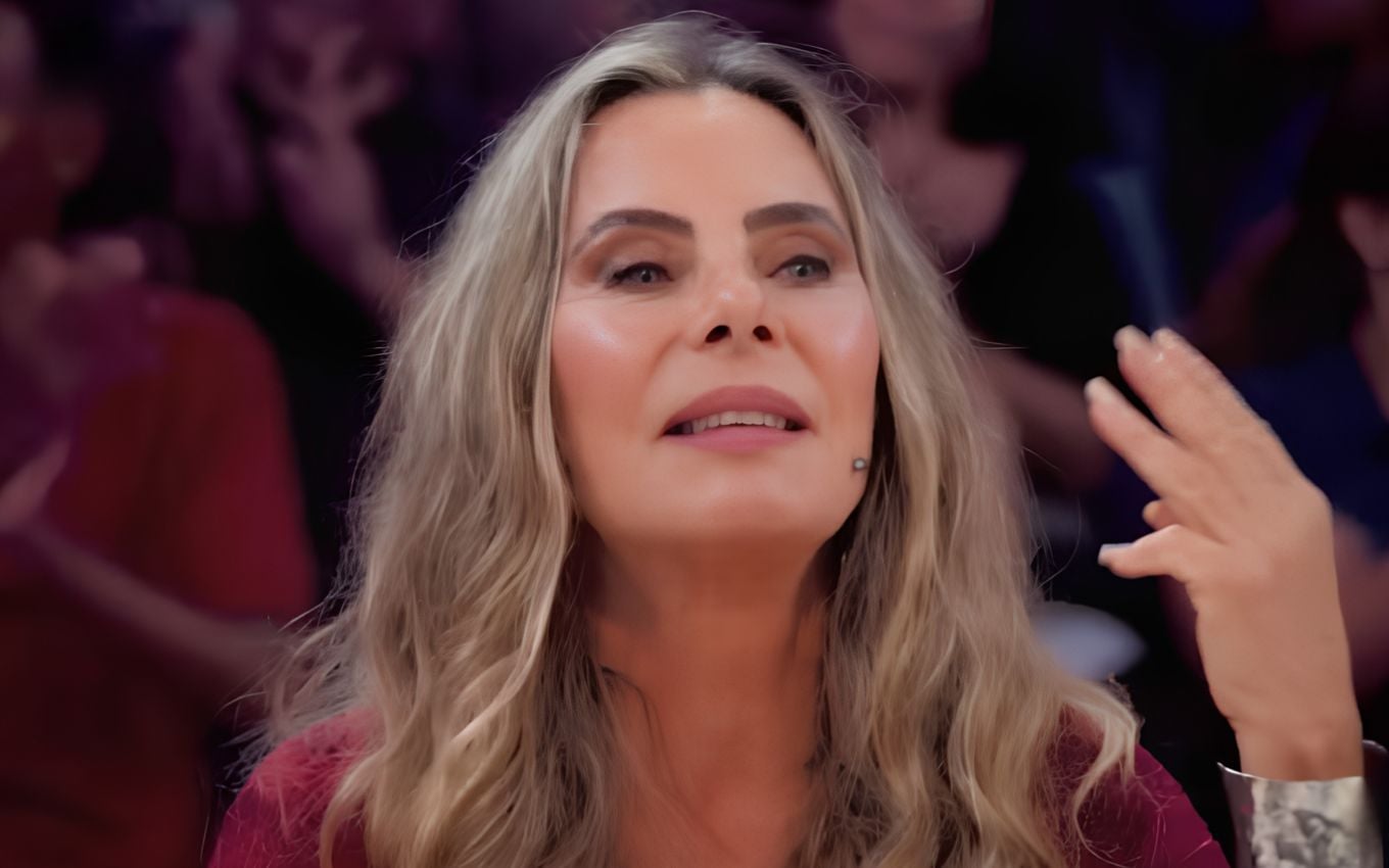 A nova fase de Bruna Lombardi: da televisão para a literatura e o autoconhecimento