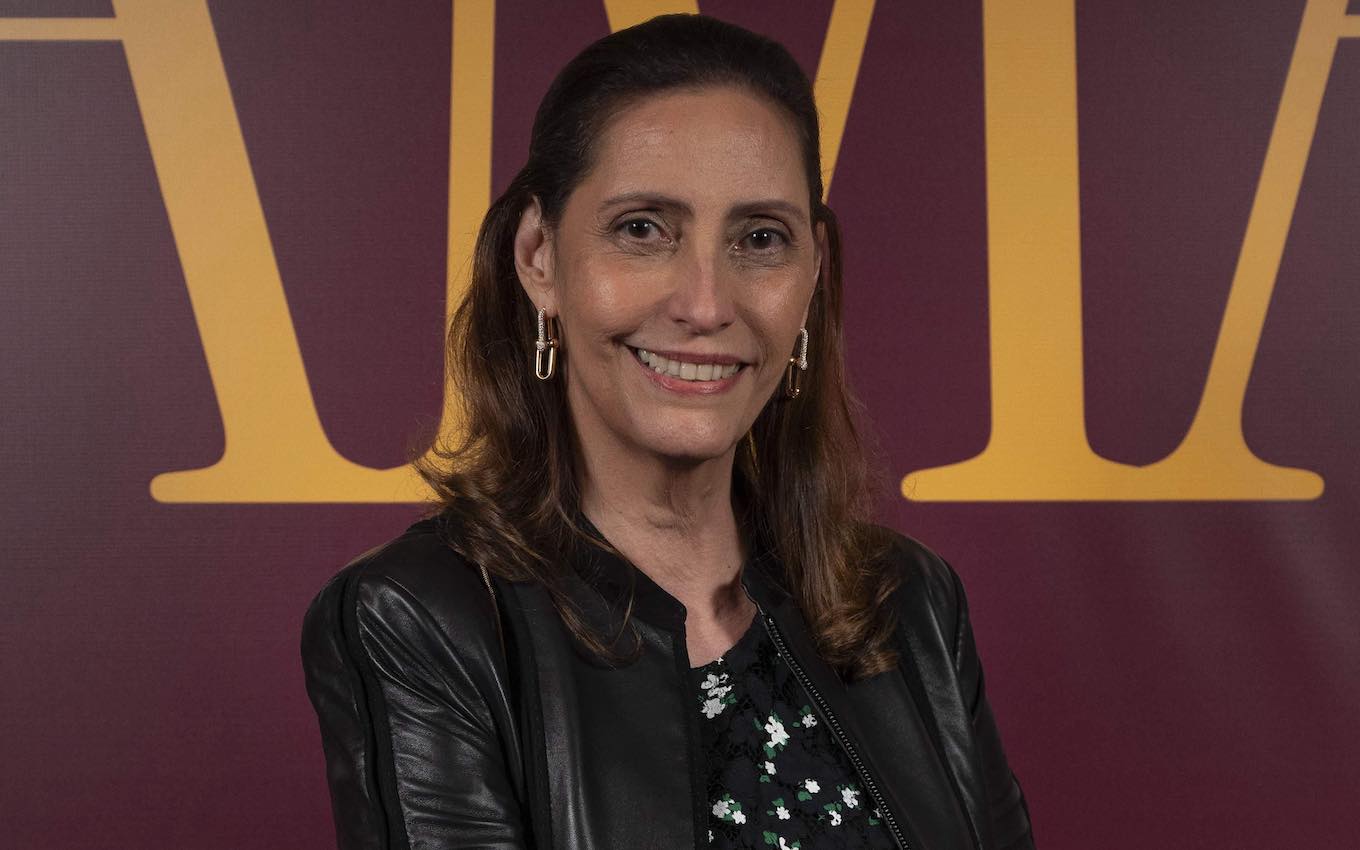 Claudia Souto celebra nova fase com 'Quem Ama Cuida' e consolida ascensão na Globo