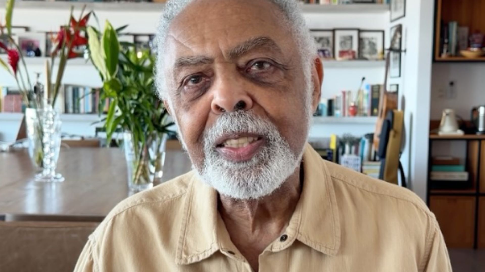Gilberto Gil recebe atendimento do Corpo de Bombeiros após incidente no Rio de Janeiro