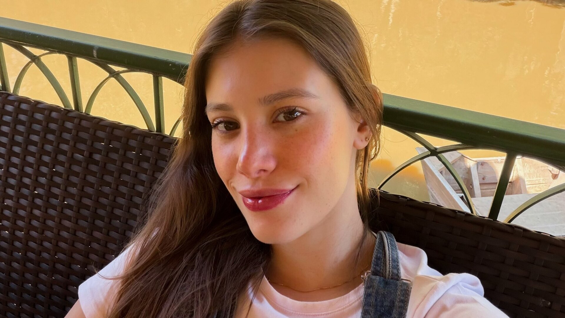 Grávida do primeiro filho, Caroline Dallarosa escolhe nome clássico e surpreende fãs