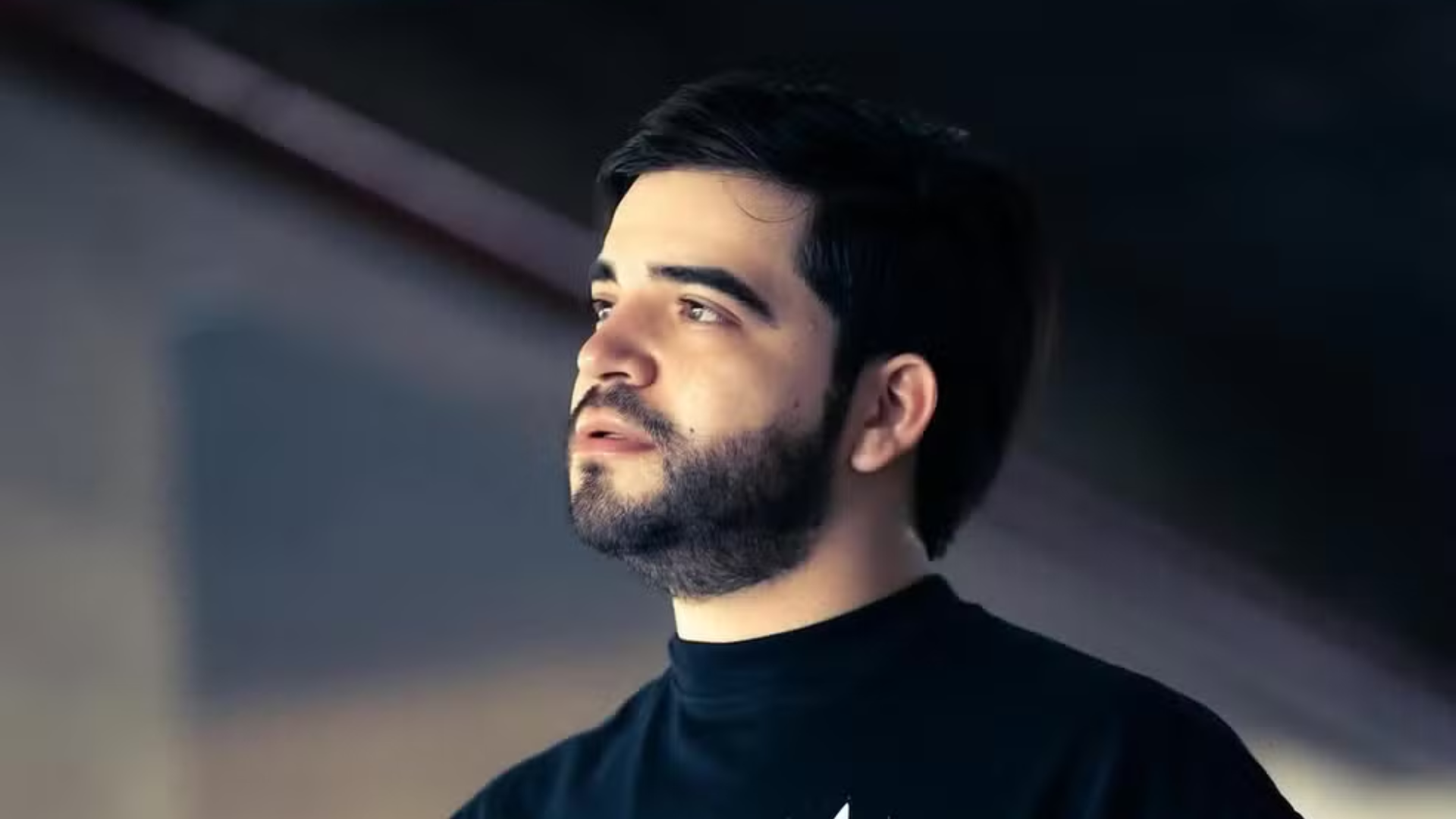 Influenciador digital é executado a tiros durante transmissão ao vivo
