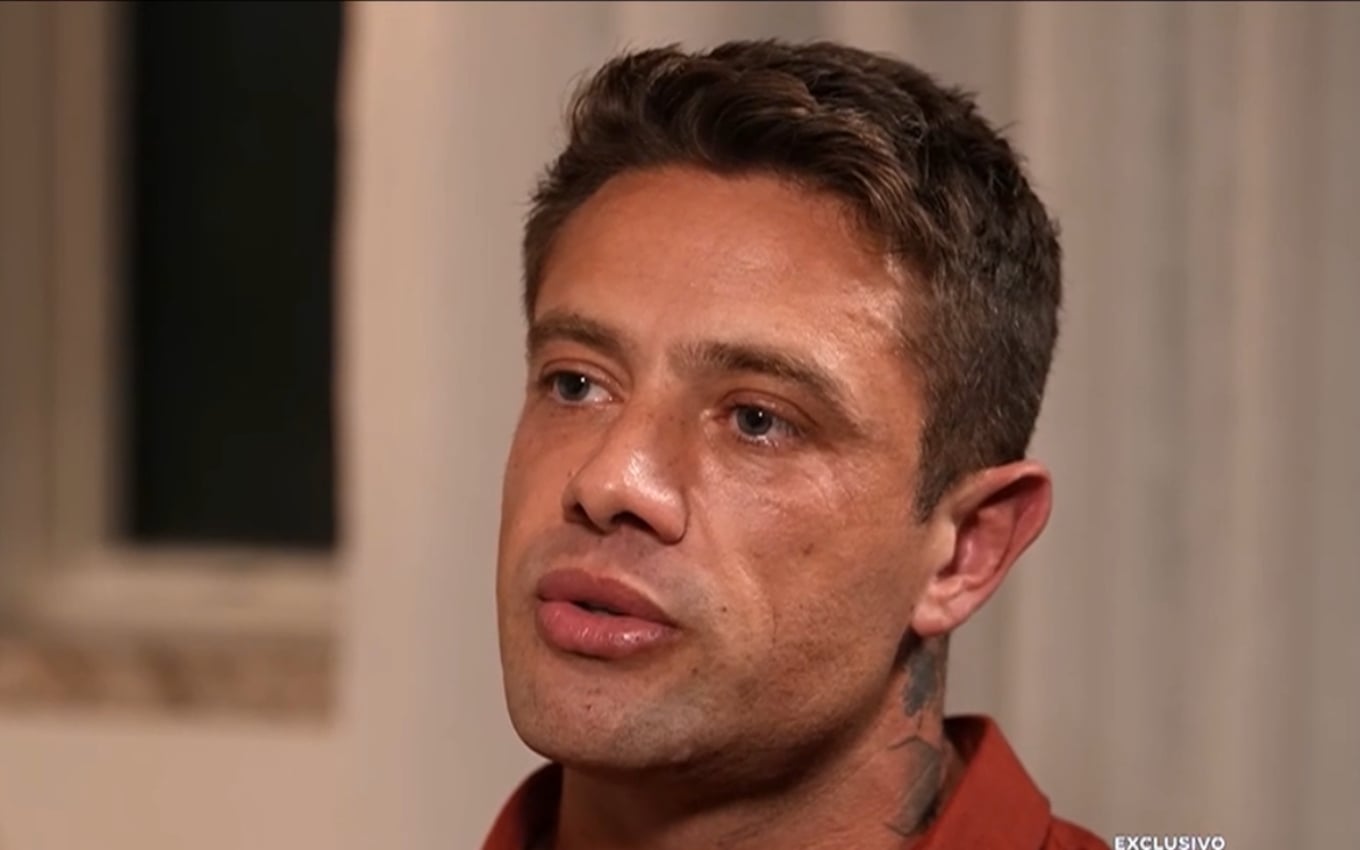 Rafael Cardoso revela detalhes da internação e a nova fase de recuperação contra a dependência