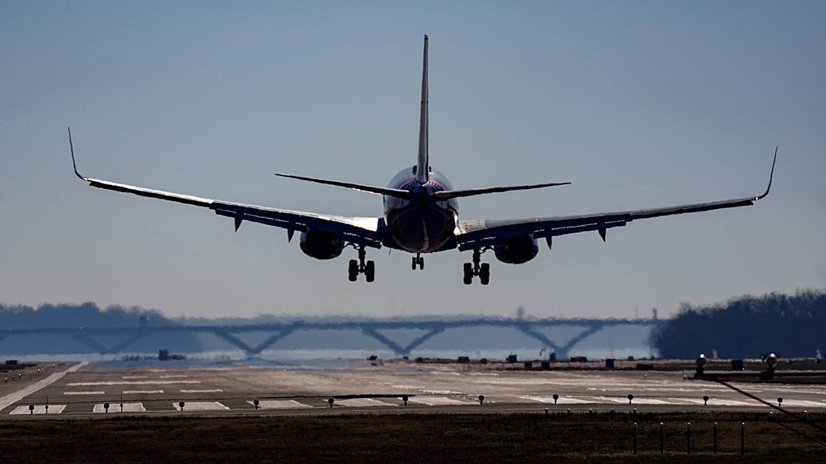 Vigilância de águas residuais em aviões promete antecipar futuras pandemias