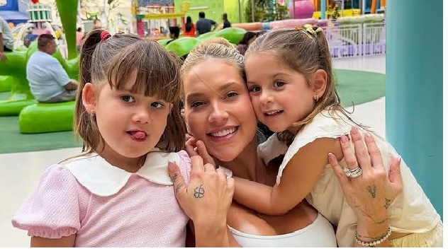 Virgínia Fonseca atualiza estado de saúde das filhas após cirurgia bem-sucedida